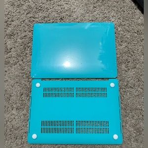 2021 MacBook Pro 13 inch case.  Never used bought and didn’t fit my laptop